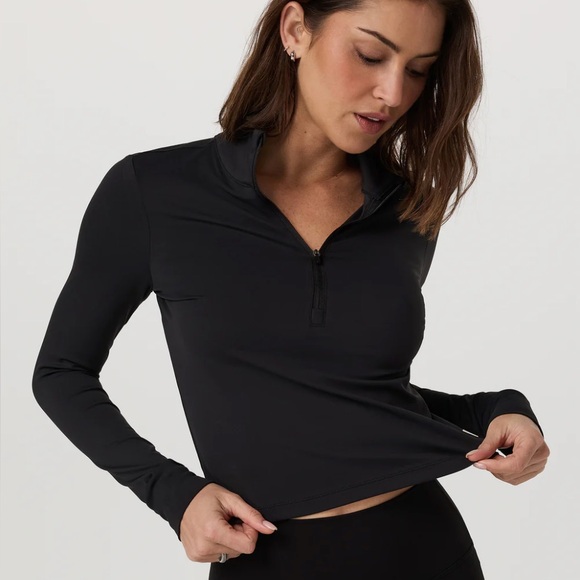 Vuori Studio Half Zip - Picture 6 of 8